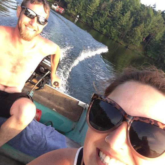 Meet your Posher, Britt - Picture 1 of 1